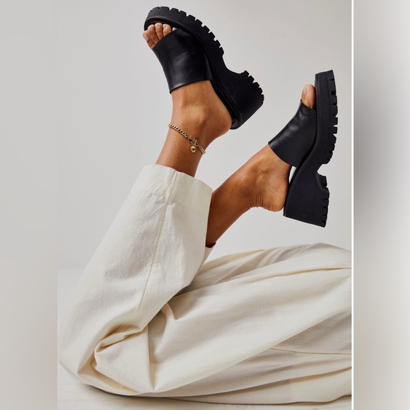 NWT Free People Winona Wedge Sandals - 7, 8, 9 & 10 - Picture 2 of 6